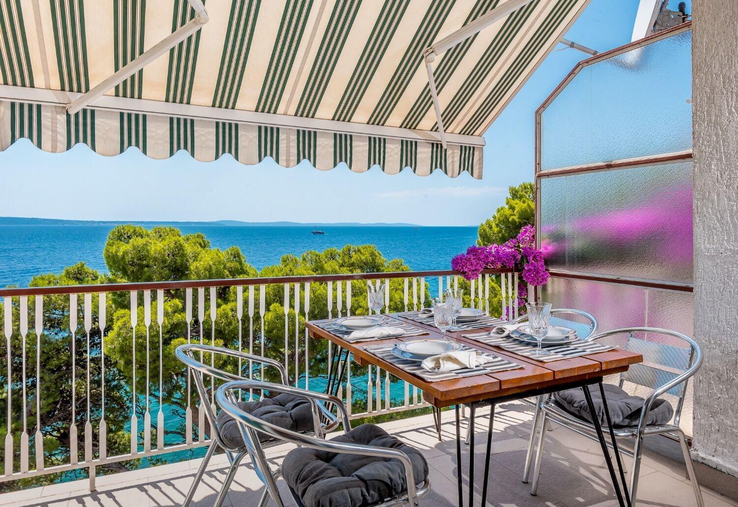 Apartments Milica - sea view Krilo Exterior foto