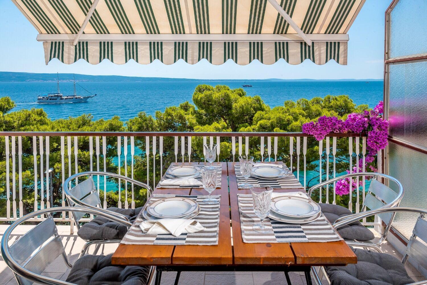 Apartments Milica - sea view Krilo Exterior foto